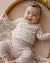 Load image into Gallery viewer, Side Snap Bodysuit + Pant Set - Floret