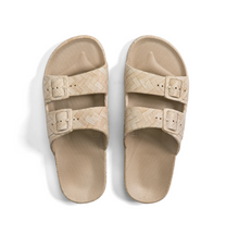 Load image into Gallery viewer, Beige wicker printed two strap baby and children sandals with a fixed buckle.