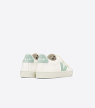 Load image into Gallery viewer, Veja Small Esplar - Extra White Matcha