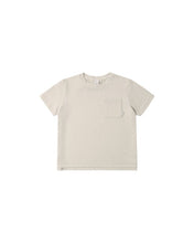 Load image into Gallery viewer, Cove Essential Pocket Tee - Heathered Pebble
