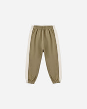 Load image into Gallery viewer, Rylee + Cru Paneled Sweatpant olive green fleece kids joggers with pockets.
