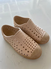 Load image into Gallery viewer, Native Shoes - Shell Speckle - Size C12
