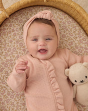 Load image into Gallery viewer, Pointelle Knotted Headband - Melon
