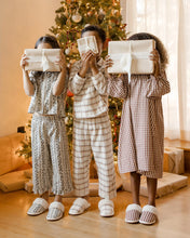 Load image into Gallery viewer, Slippers - Holiday Plaid
