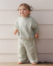Load image into Gallery viewer, Oversized Sweatshirt - Sage
