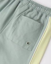 Load image into Gallery viewer, Paneled Boardshort - Sea Green
