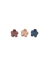 Load image into Gallery viewer, Flower Clip Set - Apricot, Indigo, Mulberry
