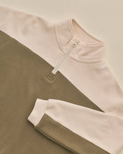 Load image into Gallery viewer, Quarter Zip Crew - Olive
