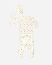 Load image into Gallery viewer, Quincy Mae organic cotton newborn take home set in fall ditsy floral print with hat.
