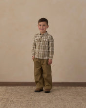 Load image into Gallery viewer, Pocketed Corduroy Shirt - Olive Dobby Plaid
