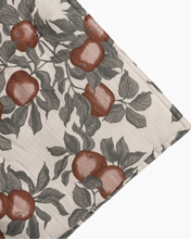 Load image into Gallery viewer, Muslin Filled Quilt - Pomme

