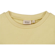 Load image into Gallery viewer, T-Shirt Irene - Yellow Dream
