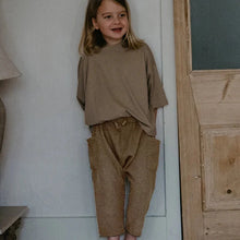 Load image into Gallery viewer, The Muslin Trouser - Camel - SIZE 8-9 YEARS
